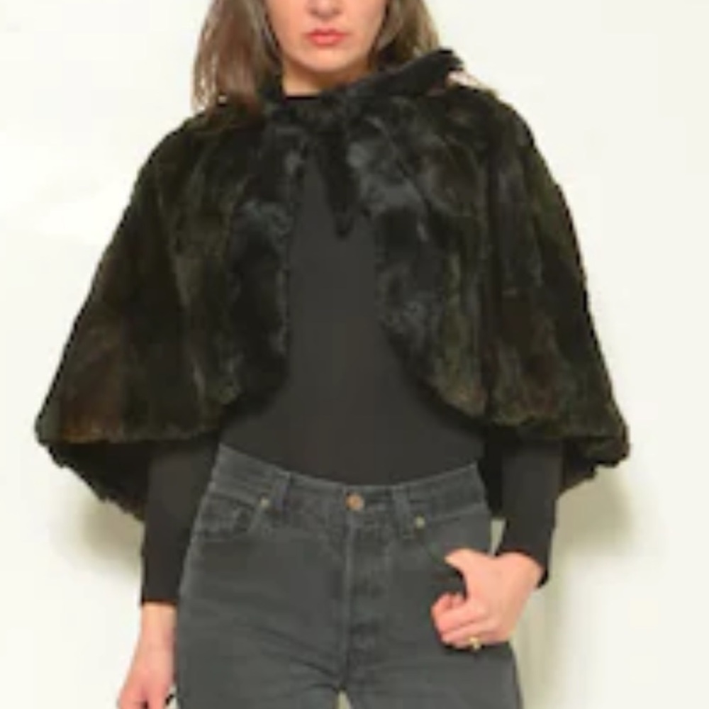 Black beaver fur cape with light brown mixed collar lightly padded shoulders